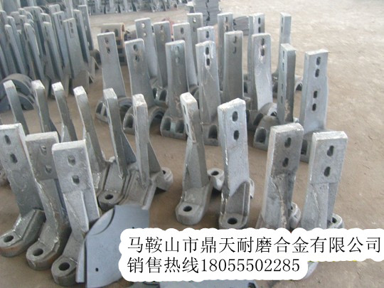 岳首筑路瀝青攪拌機耐磨襯板、岳首筑路振動(dòng)篩網(wǎng)、弧襯板銷(xiāo)售處